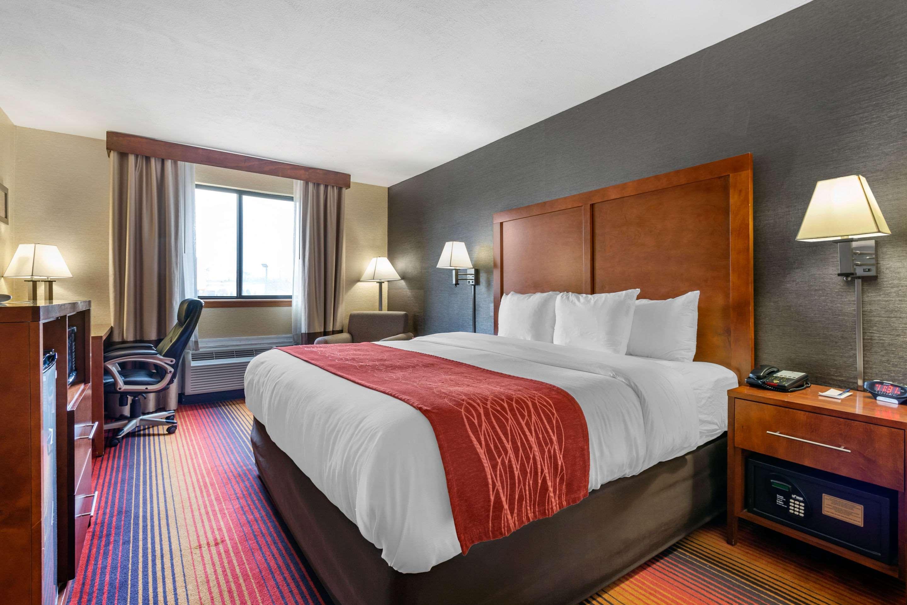 Red Roof Fairfield Hotel 3*