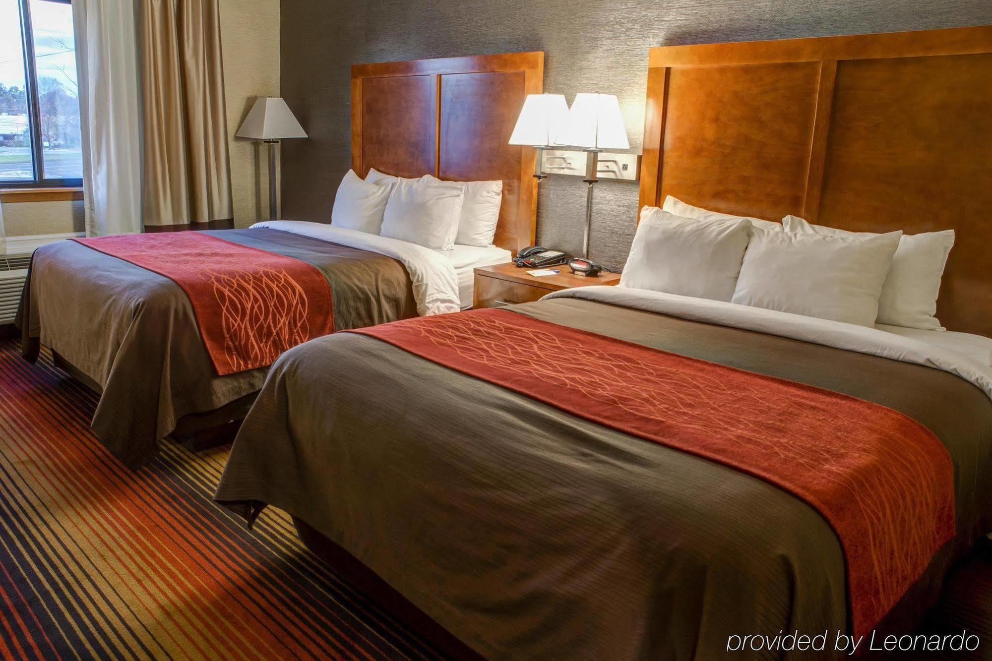 Red Roof Fairfield Hotel 3*